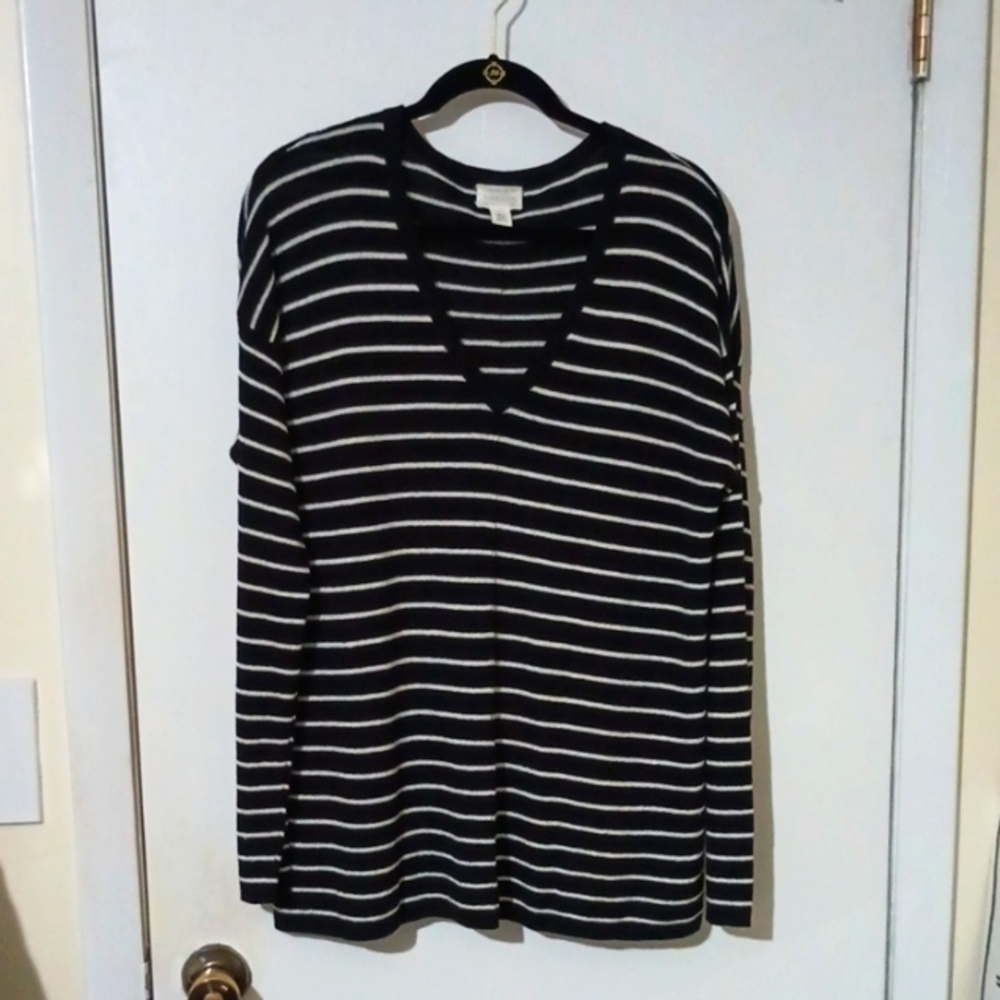 Caslon V neck Blk/White Stripe Drop Shoulder Front And Back Seam Sweater Size L